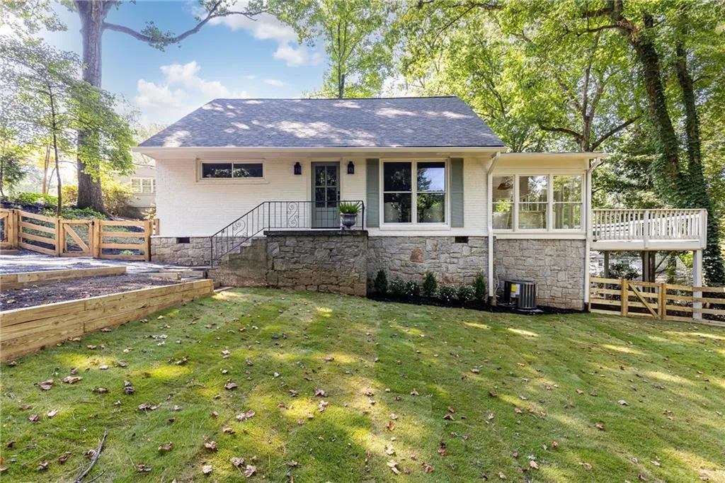 2891 Ridgemore Road Nw, Atlanta, Georgia 30318, 3 Bedrooms Bedrooms, ,3 BathroomsBathrooms,Residential,For Sale,2891 Ridgemore Road Nw,7650805