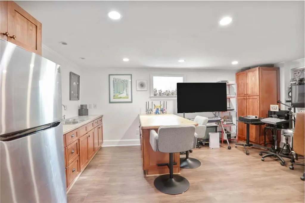 basement kitchen