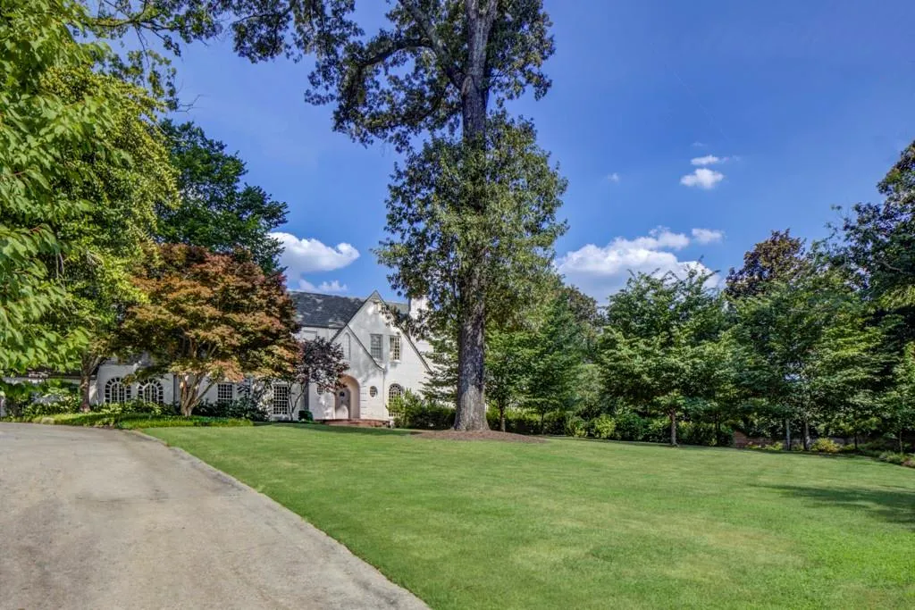 3119 Habersham Road Nw, Atlanta, Georgia 30305, 4 Bedrooms Bedrooms, 0 ,3 BathroomsBathrooms,Residential,Sold,3119 Habersham Road Nw,7743550