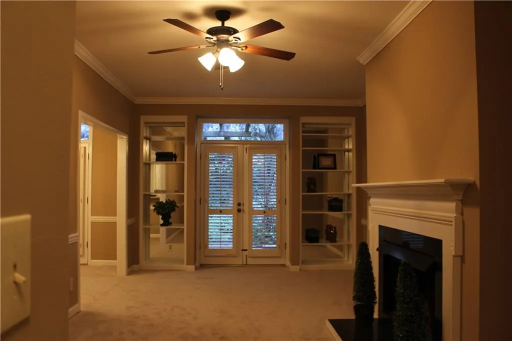 18 Willow Glen Ne Unit 18, Atlanta, Georgia 30342, 4 Bedrooms Bedrooms, ,3 BathroomsBathrooms,Residential,Sold,18 Willow Glen Ne Unit 18,5669993