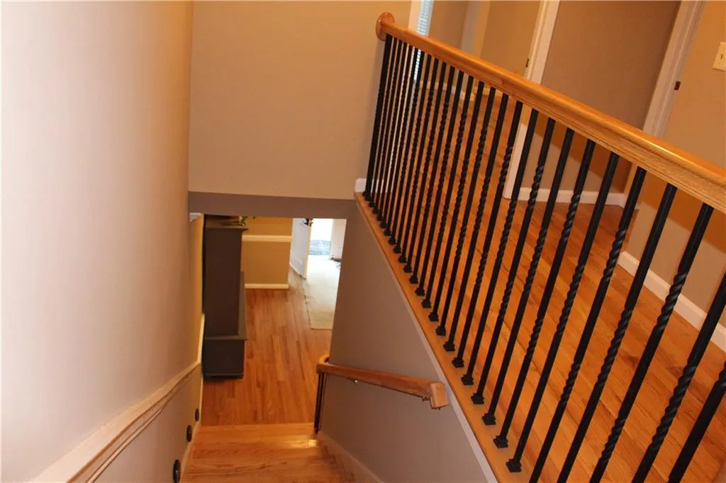 18 Willow Glen Ne Unit 18, Atlanta, Georgia 30342, 4 Bedrooms Bedrooms, ,3 BathroomsBathrooms,Residential,Sold,18 Willow Glen Ne Unit 18,5669993