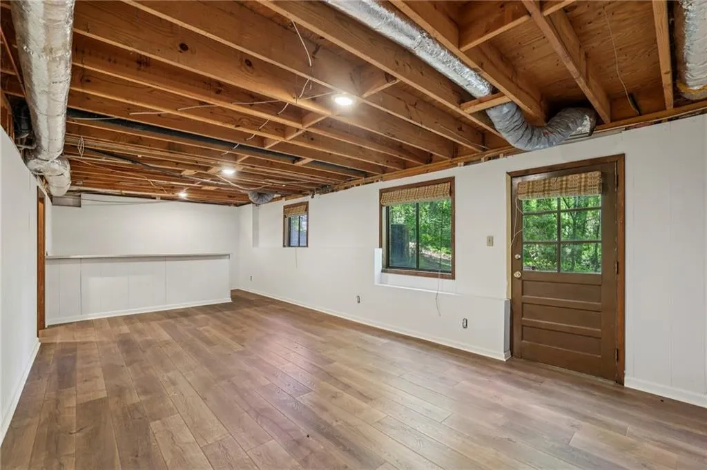 6757 Riverside Drive, Atlanta, Georgia 30328, 5 Bedrooms Bedrooms, ,4 BathroomsBathrooms,Residential,Sold,6757 Riverside Drive,7752144