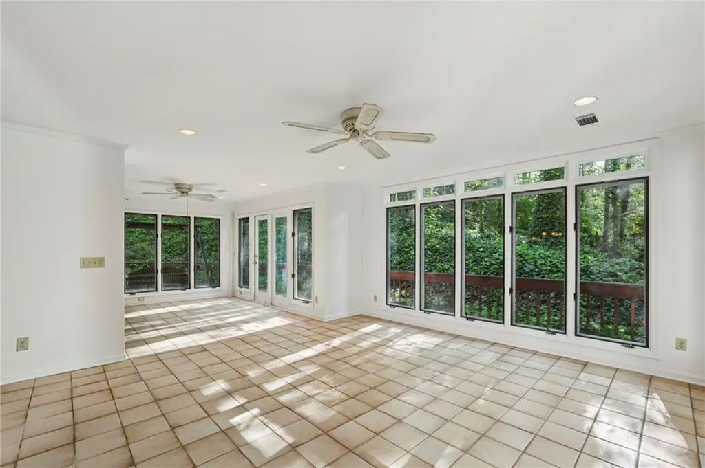 6757 Riverside Drive, Atlanta, Georgia 30328, 5 Bedrooms Bedrooms, ,4 BathroomsBathrooms,Residential,Sold,6757 Riverside Drive,7752144