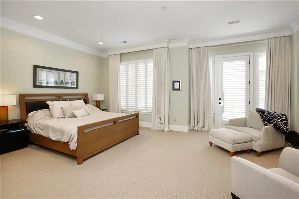 6039 City Walk Lane, Atlanta, Georgia 30328, 3 Bedrooms Bedrooms, ,3 BathroomsBathrooms,Residential,Sold,6039 City Walk Lane,6560081