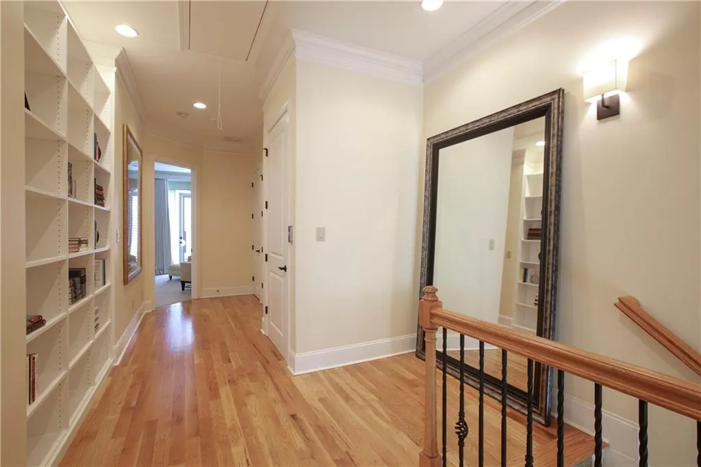 6039 City Walk Lane, Atlanta, Georgia 30328, 3 Bedrooms Bedrooms, ,3 BathroomsBathrooms,Residential,Sold,6039 City Walk Lane,6560081