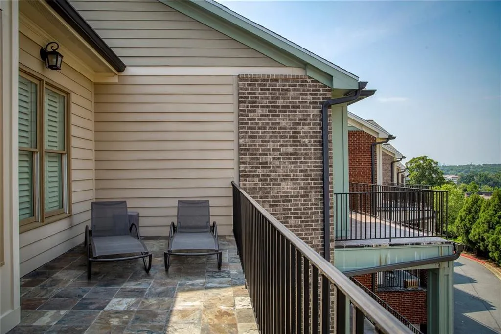 6039 City Walk Lane, Atlanta, Georgia 30328, 3 Bedrooms Bedrooms, ,3 BathroomsBathrooms,Residential,Sold,6039 City Walk Lane,6560081