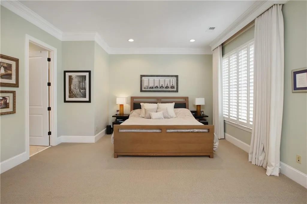 6039 City Walk Lane, Atlanta, Georgia 30328, 3 Bedrooms Bedrooms, ,3 BathroomsBathrooms,Residential,Sold,6039 City Walk Lane,6560081