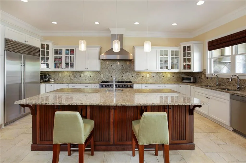 6039 City Walk Lane, Atlanta, Georgia 30328, 3 Bedrooms Bedrooms, ,3 BathroomsBathrooms,Residential,Sold,6039 City Walk Lane,6560081
