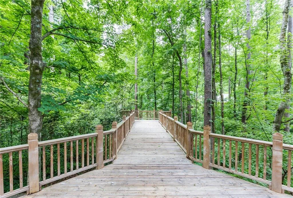 120 N Mill Road, Atlanta, Georgia 30328, 3 Bedrooms Bedrooms, ,2 BathroomsBathrooms,Residential,Sold,120 N Mill Road,6020386