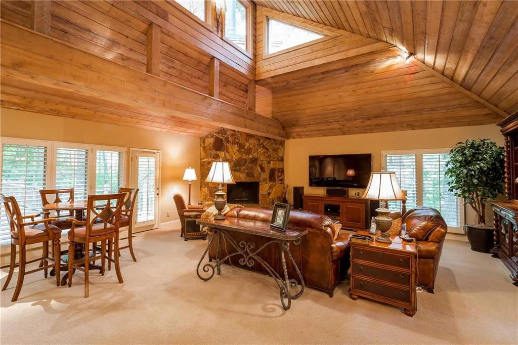 120 N Mill Road, Atlanta, Georgia 30328, 3 Bedrooms Bedrooms, ,2 BathroomsBathrooms,Residential,Sold,120 N Mill Road,6020386