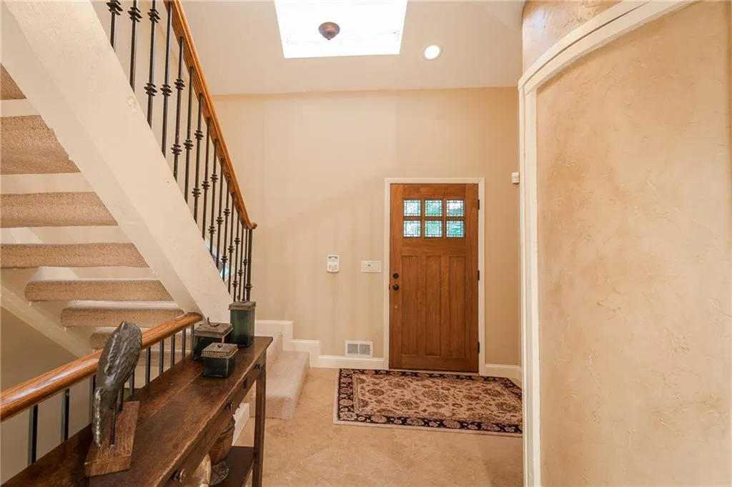 120 N Mill Road, Atlanta, Georgia 30328, 3 Bedrooms Bedrooms, ,2 BathroomsBathrooms,Residential,Sold,120 N Mill Road,6020386