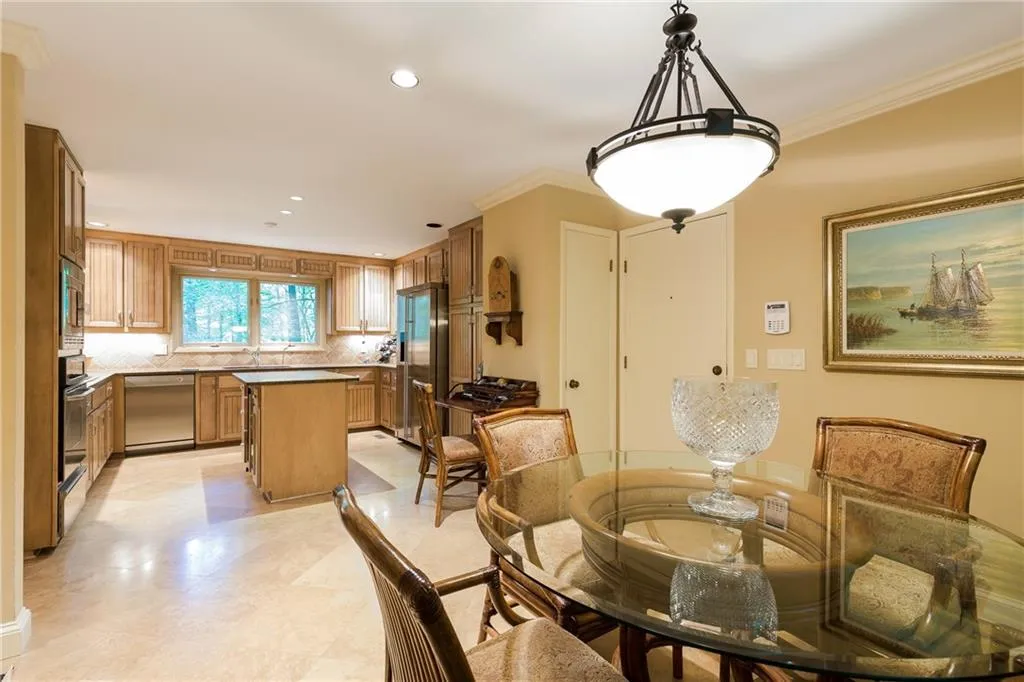 120 N Mill Road, Atlanta, Georgia 30328, 3 Bedrooms Bedrooms, ,2 BathroomsBathrooms,Residential,Sold,120 N Mill Road,6020386