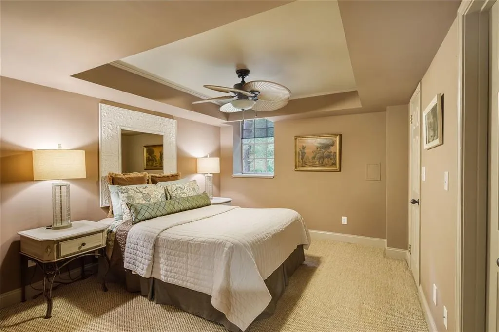 6165 River Shore Parkway, Sandy Springs, Georgia 30328, 4 Bedrooms Bedrooms, ,3 BathroomsBathrooms,Residential,Sold,6165 River Shore Parkway,6914454