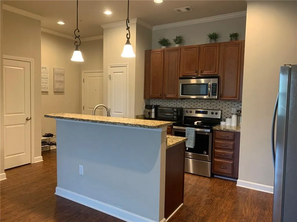 7265 Glisten Avenue Unit 137, Atlanta, Georgia 30328, 2 Bedrooms Bedrooms, ,2 BathroomsBathrooms,Residential,Sold,7265 Glisten Avenue Unit 137,6843222