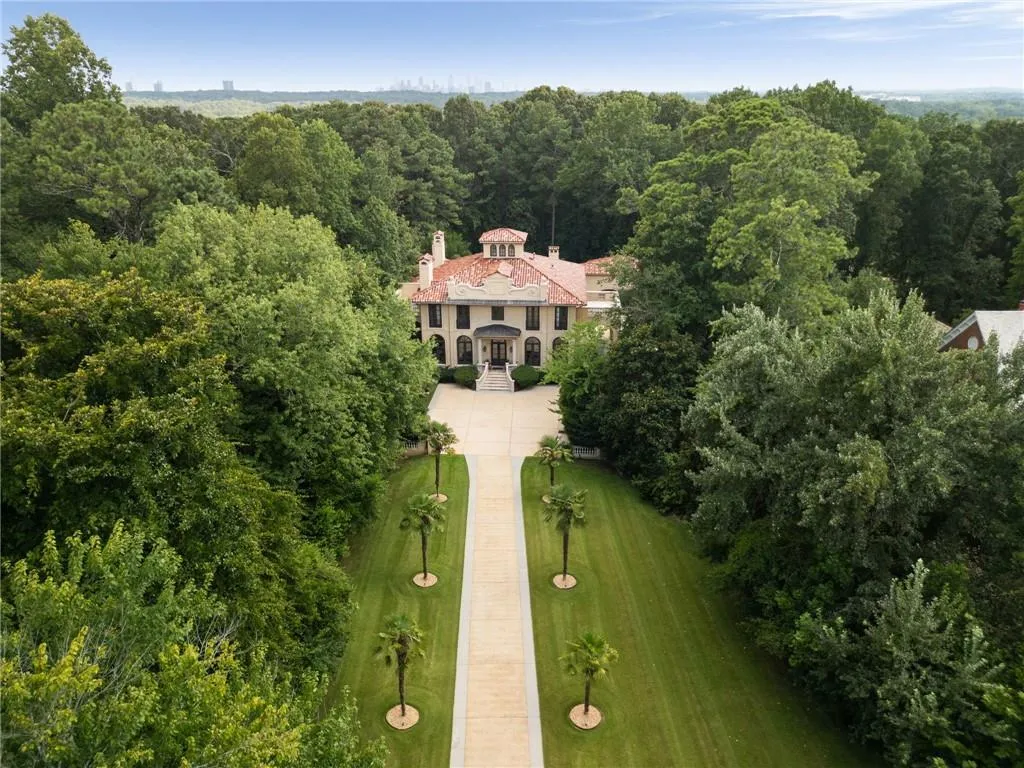 1240 Mount Paran Road Nw, Atlanta, Georgia 30327, 6 Bedrooms Bedrooms, ,7 BathroomsBathrooms,Residential,For Sale,1240 Mount Paran Road Nw,7625287
