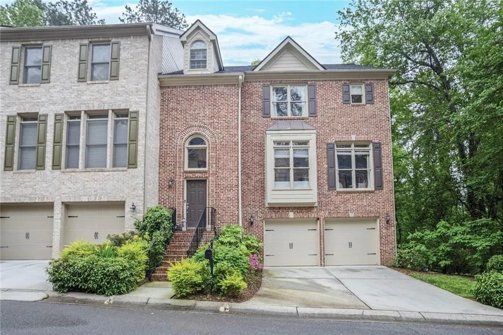 7249 Village Creek Trace, Atlanta, Georgia 30328, 4 Bedrooms Bedrooms, ,3 BathroomsBathrooms,Residential,For Sale,7249 Village Creek Trace,7576322