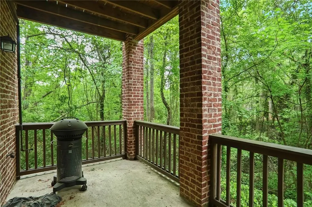 7249 Village Creek Trace, Atlanta, Georgia 30328, 4 Bedrooms Bedrooms, ,3 BathroomsBathrooms,Residential,For Sale,7249 Village Creek Trace,7576322