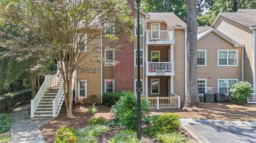 2210 River Heights Court Se, Marietta, Georgia 30067