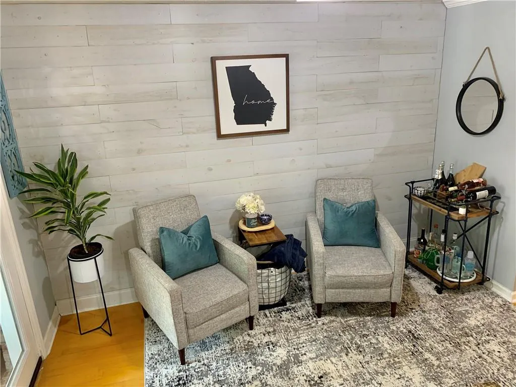 6700 Roswell Road Unit 24c, Atlanta, Georgia 30328, 2 Bedrooms Bedrooms, ,2 BathroomsBathrooms,Residential,Sold,6700 Roswell Road Unit 24c,6926014