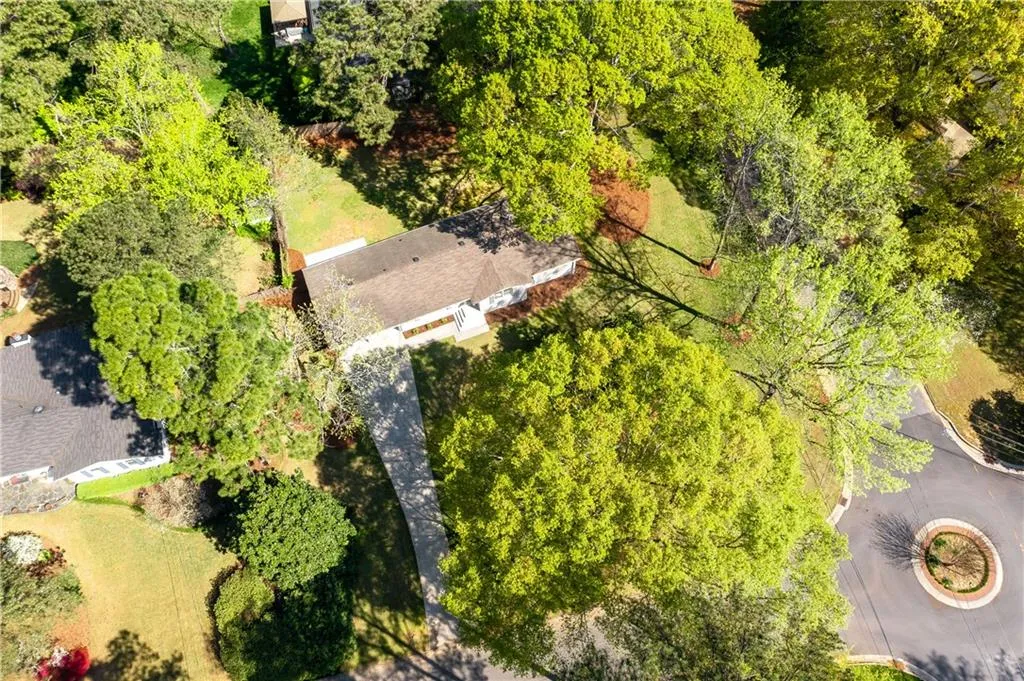 230 Brook Drive, Sandy Springs, Georgia 30328, 3 Bedrooms Bedrooms, ,2 BathroomsBathrooms,Residential,Sold,230 Brook Drive,6866494