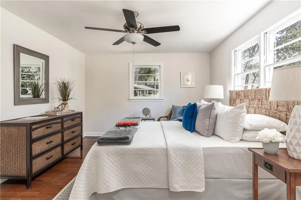 230 Brook Drive, Sandy Springs, Georgia 30328, 3 Bedrooms Bedrooms, ,2 BathroomsBathrooms,Residential,Sold,230 Brook Drive,6866494