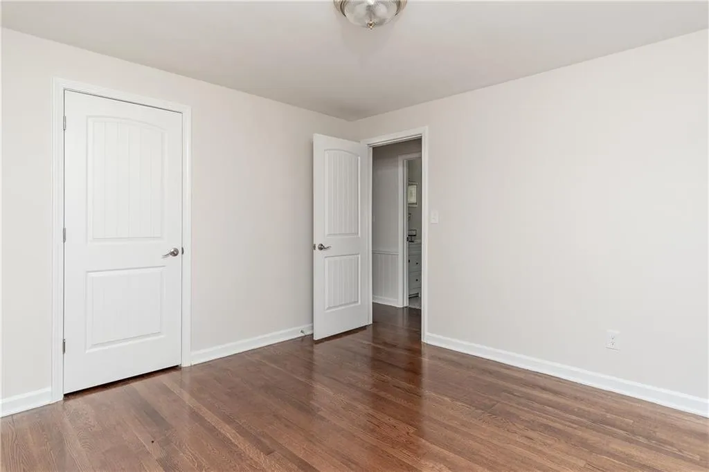 230 Brook Drive, Sandy Springs, Georgia 30328, 3 Bedrooms Bedrooms, ,2 BathroomsBathrooms,Residential,Sold,230 Brook Drive,6866494