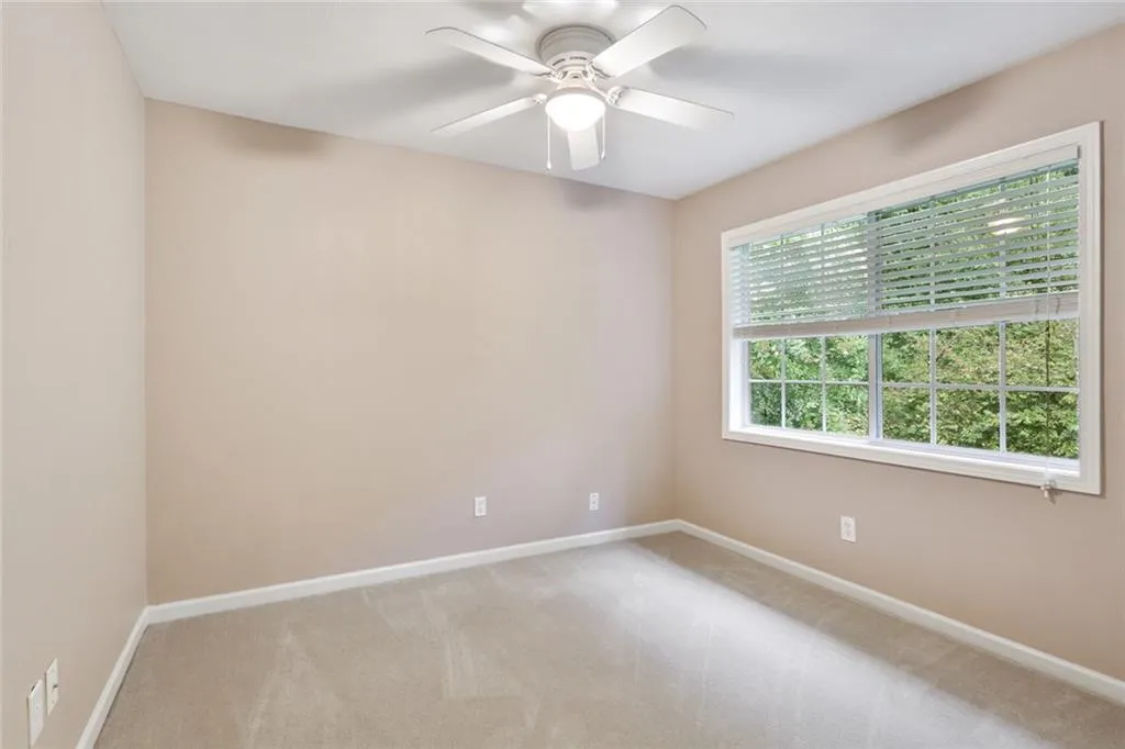6940 Roswell Road Unit 15c, Atlanta, Georgia 30328, 2 Bedrooms Bedrooms, ,1 BathroomBathrooms,Residential,Sold,6940 Roswell Road Unit 15c,6773793