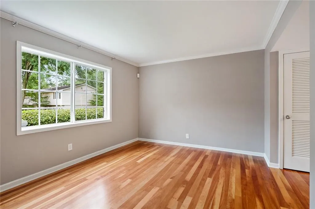6940 Roswell Road Unit 15c, Atlanta, Georgia 30328, 2 Bedrooms Bedrooms, ,1 BathroomBathrooms,Residential,Sold,6940 Roswell Road Unit 15c,6773793
