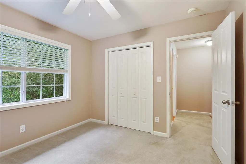6940 Roswell Road Unit 15c, Atlanta, Georgia 30328, 2 Bedrooms Bedrooms, ,1 BathroomBathrooms,Residential,Sold,6940 Roswell Road Unit 15c,6773793