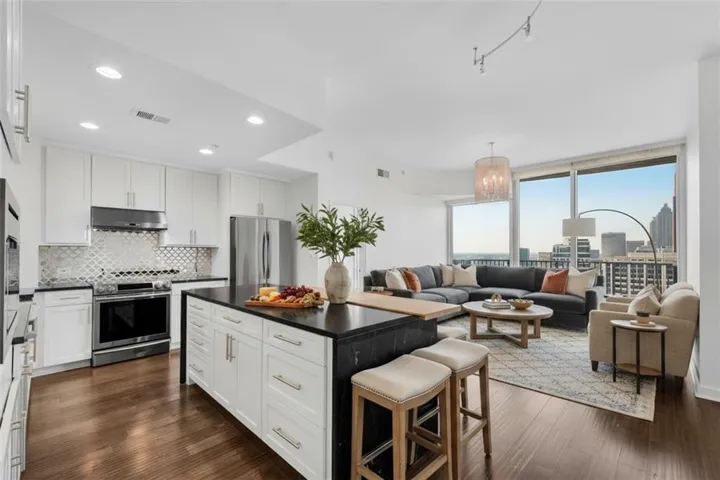 860 Peachtree Street Ne Unit 2409, Atlanta, Georgia 30308
