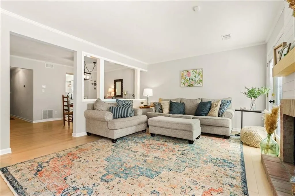 3626 Stonewall Court Se, Atlanta, Georgia 30339, 2 Bedrooms Bedrooms, ,1 BathroomBathrooms,Residential,For Sale,3626 Stonewall Court Se,7620876