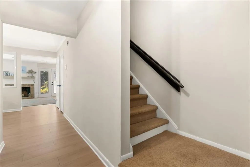 3626 Stonewall Court Se, Atlanta, Georgia 30339, 2 Bedrooms Bedrooms, ,1 BathroomBathrooms,Residential,For Sale,3626 Stonewall Court Se,7620876