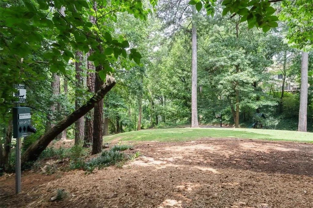 3626 Stonewall Court Se, Atlanta, Georgia 30339, 2 Bedrooms Bedrooms, ,1 BathroomBathrooms,Residential,For Sale,3626 Stonewall Court Se,7620876