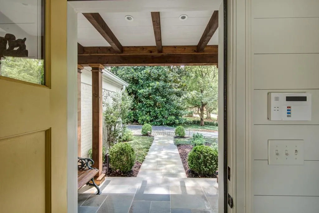 4925 Jett Road, Atlanta, Georgia 30327, 6 Bedrooms Bedrooms, ,6 BathroomsBathrooms,Residential,Sold,4925 Jett Road,6756206