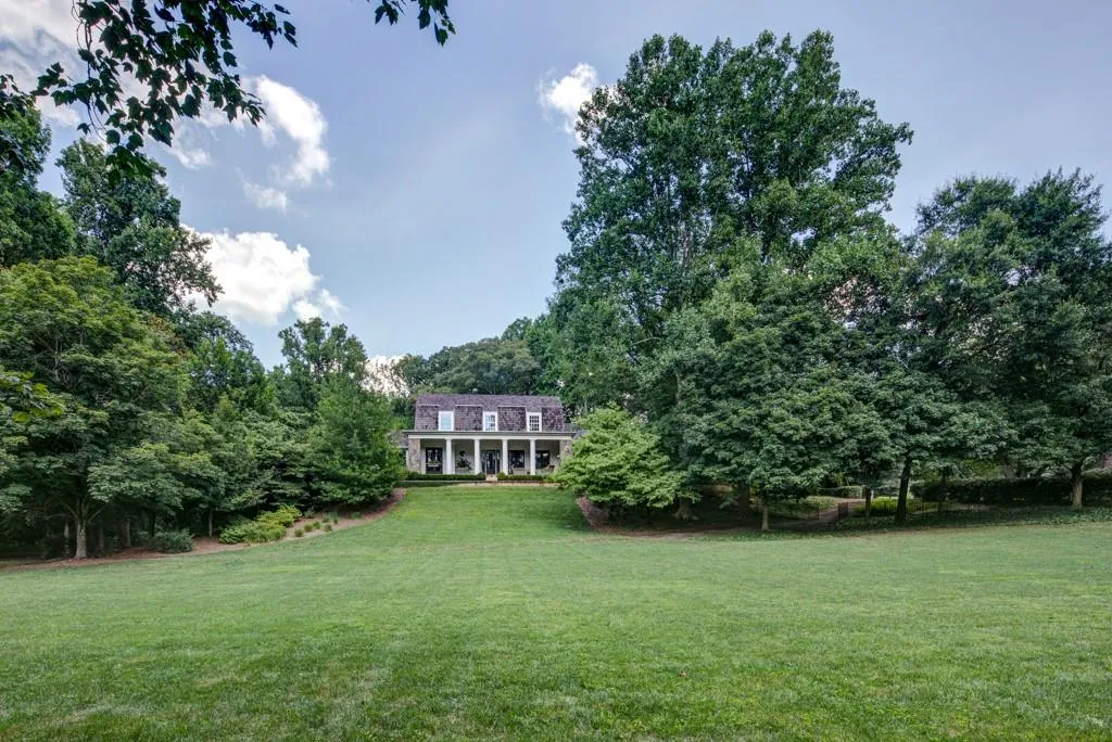 4925 Jett Road, Atlanta, Georgia 30327, 6 Bedrooms Bedrooms, ,6 BathroomsBathrooms,Residential,Sold,4925 Jett Road,6756206