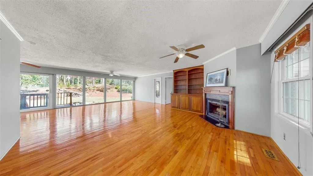 1030 Windsor Parkway, Sandy Springs, Georgia 30319, 4 Bedrooms Bedrooms, ,3 BathroomsBathrooms,Residential,Sold,1030 Windsor Parkway,7190874