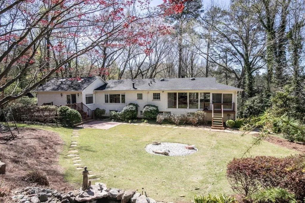 1030 Windsor Parkway, Sandy Springs, Georgia 30319, 4 Bedrooms Bedrooms, ,3 BathroomsBathrooms,Residential,Sold,1030 Windsor Parkway,7190874