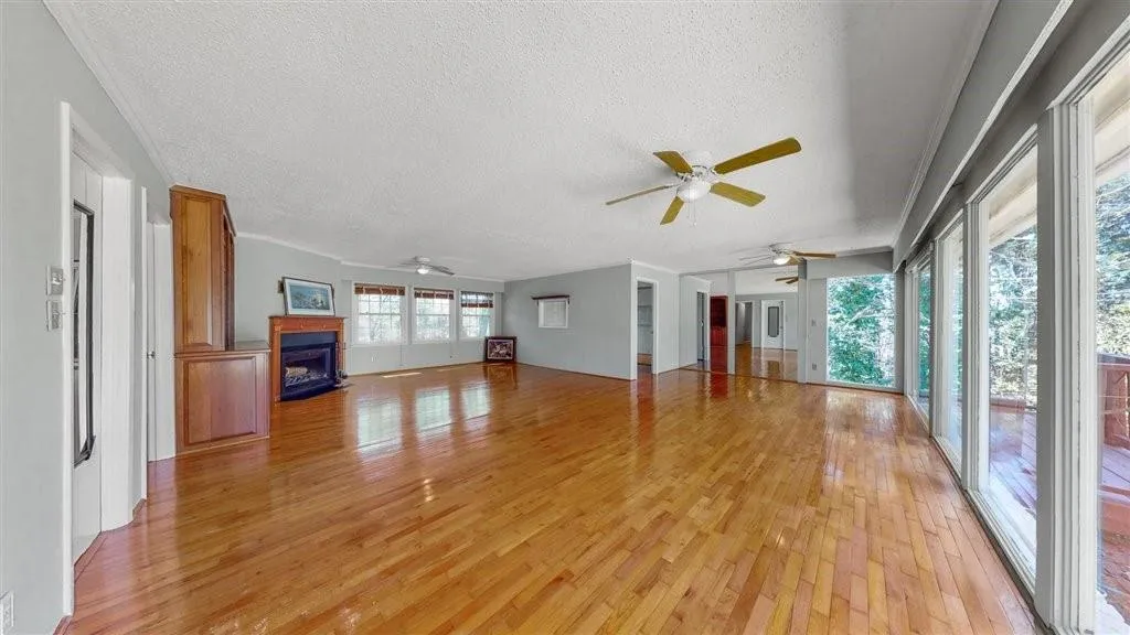 1030 Windsor Parkway, Sandy Springs, Georgia 30319, 4 Bedrooms Bedrooms, ,3 BathroomsBathrooms,Residential,Sold,1030 Windsor Parkway,7190874