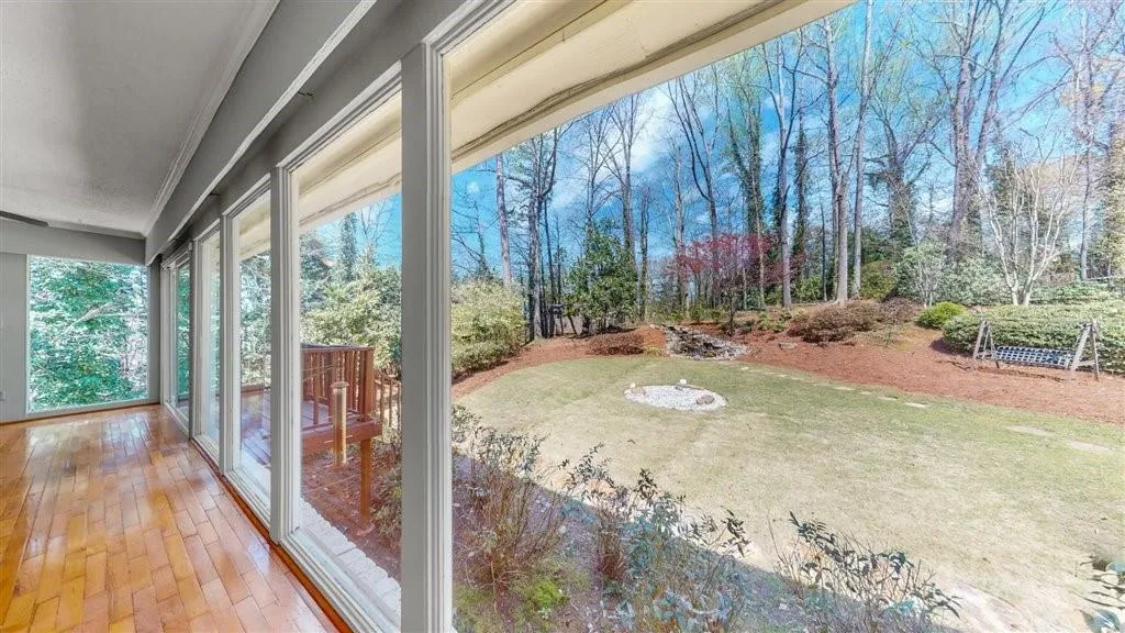 1030 Windsor Parkway, Sandy Springs, Georgia 30319, 4 Bedrooms Bedrooms, ,3 BathroomsBathrooms,Residential,Sold,1030 Windsor Parkway,7190874