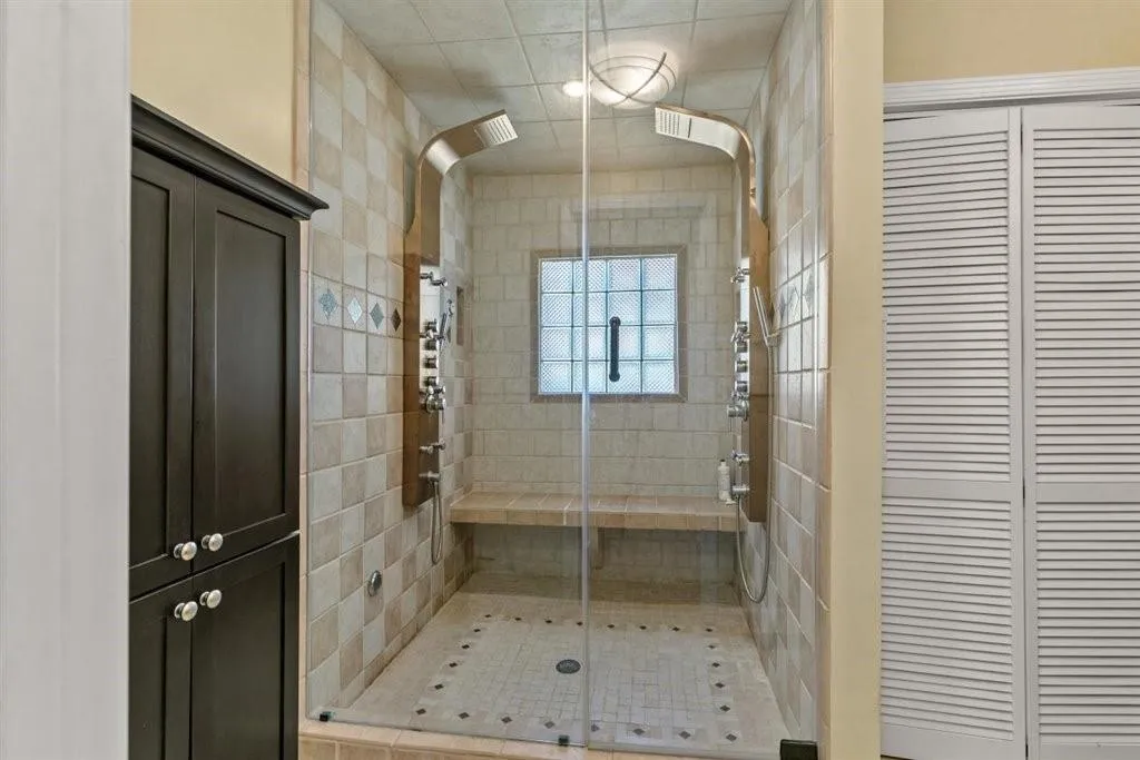 1030 Windsor Parkway, Sandy Springs, Georgia 30319, 4 Bedrooms Bedrooms, ,3 BathroomsBathrooms,Residential,Sold,1030 Windsor Parkway,7190874