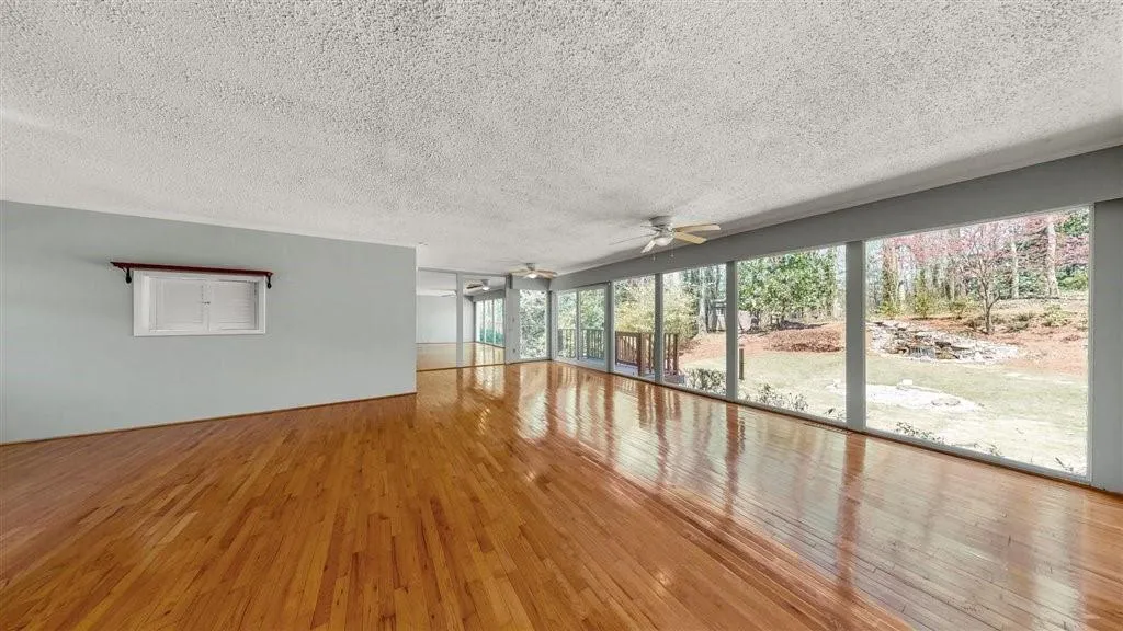 1030 Windsor Parkway, Sandy Springs, Georgia 30319, 4 Bedrooms Bedrooms, ,3 BathroomsBathrooms,Residential,Sold,1030 Windsor Parkway,7190874