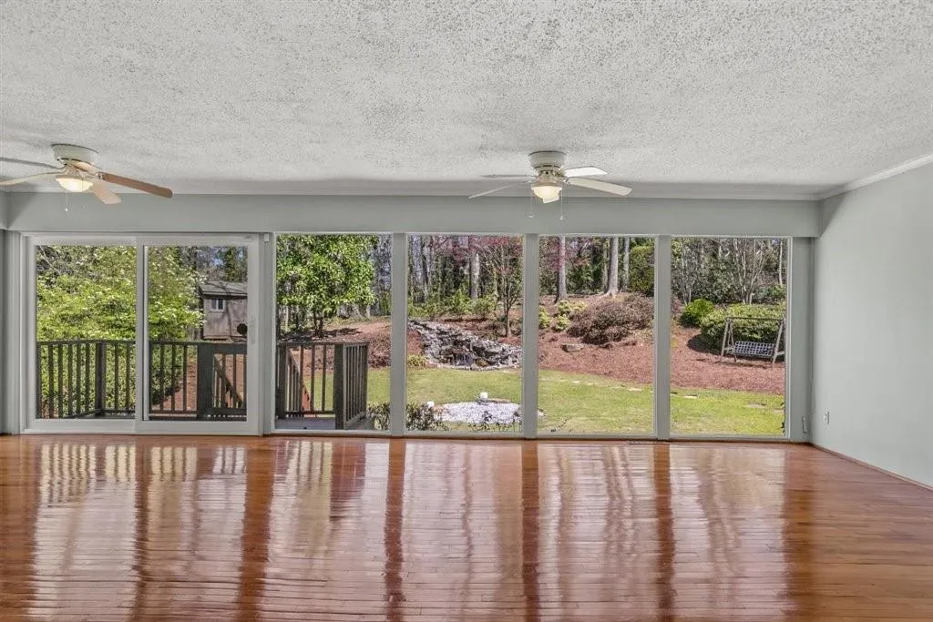 1030 Windsor Parkway, Sandy Springs, Georgia 30319, 4 Bedrooms Bedrooms, ,3 BathroomsBathrooms,Residential,Sold,1030 Windsor Parkway,7190874