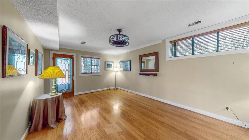 1030 Windsor Parkway, Sandy Springs, Georgia 30319, 4 Bedrooms Bedrooms, ,3 BathroomsBathrooms,Residential,Sold,1030 Windsor Parkway,7190874