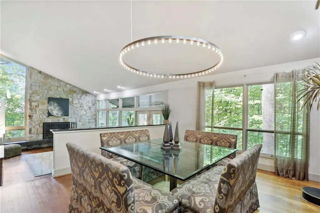 535 Amberidge Trail, Sandy Springs, Georgia 30328, 5 Bedrooms Bedrooms, ,4 BathroomsBathrooms,Residential,Sold,535 Amberidge Trail,7111268