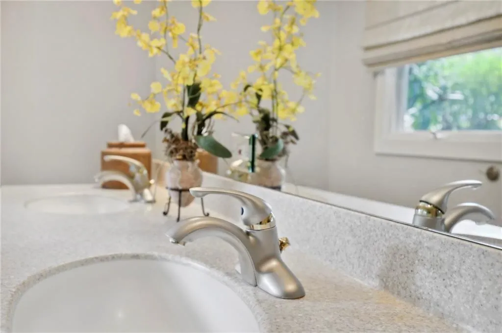 535 Amberidge Trail, Sandy Springs, Georgia 30328, 5 Bedrooms Bedrooms, ,4 BathroomsBathrooms,Residential,Sold,535 Amberidge Trail,7111268