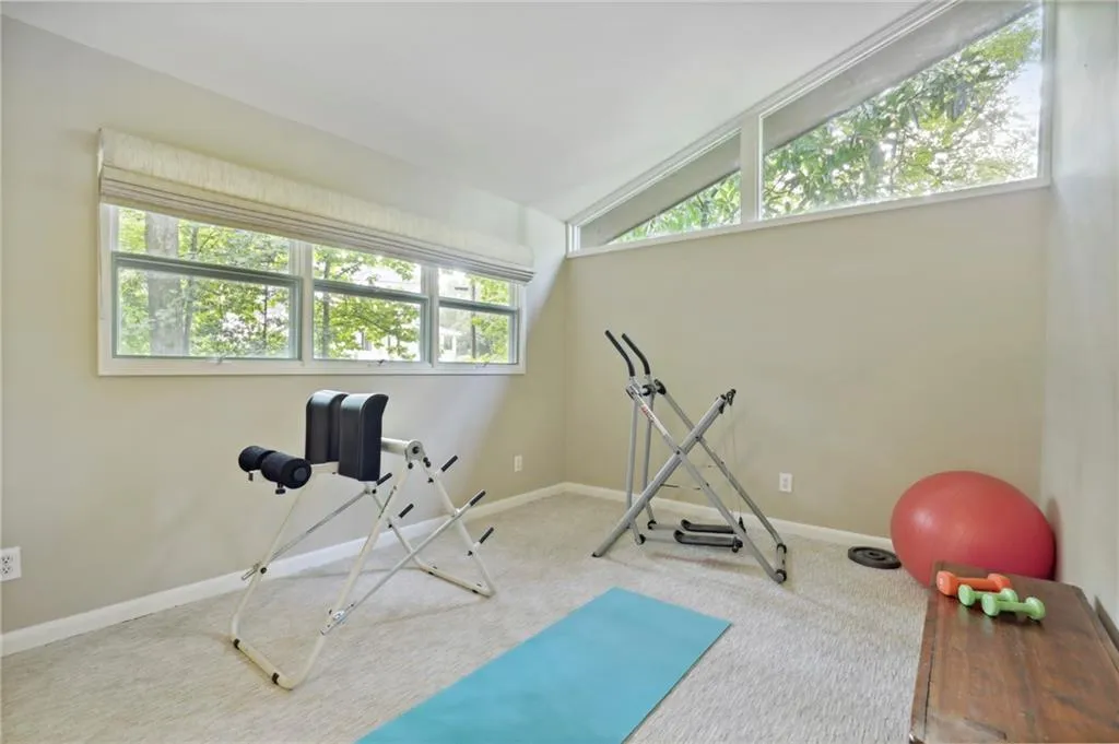 535 Amberidge Trail, Sandy Springs, Georgia 30328, 5 Bedrooms Bedrooms, ,4 BathroomsBathrooms,Residential,Sold,535 Amberidge Trail,7111268