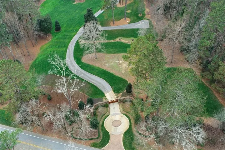 4824 Northside Drive, Atlanta, Georgia 30327