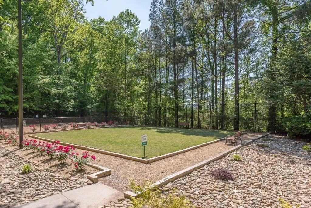 109 Bainbridge Drive, Sandy Springs, Georgia 30327, 2 Bedrooms Bedrooms, ,2 BathroomsBathrooms,Residential,For Sale,109 Bainbridge Drive,7618268