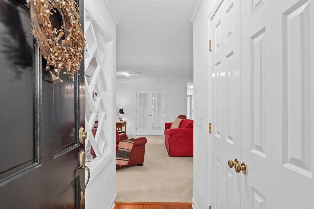 109 Bainbridge Drive, Sandy Springs, Georgia 30327, 2 Bedrooms Bedrooms, ,2 BathroomsBathrooms,Residential,For Sale,109 Bainbridge Drive,7618268