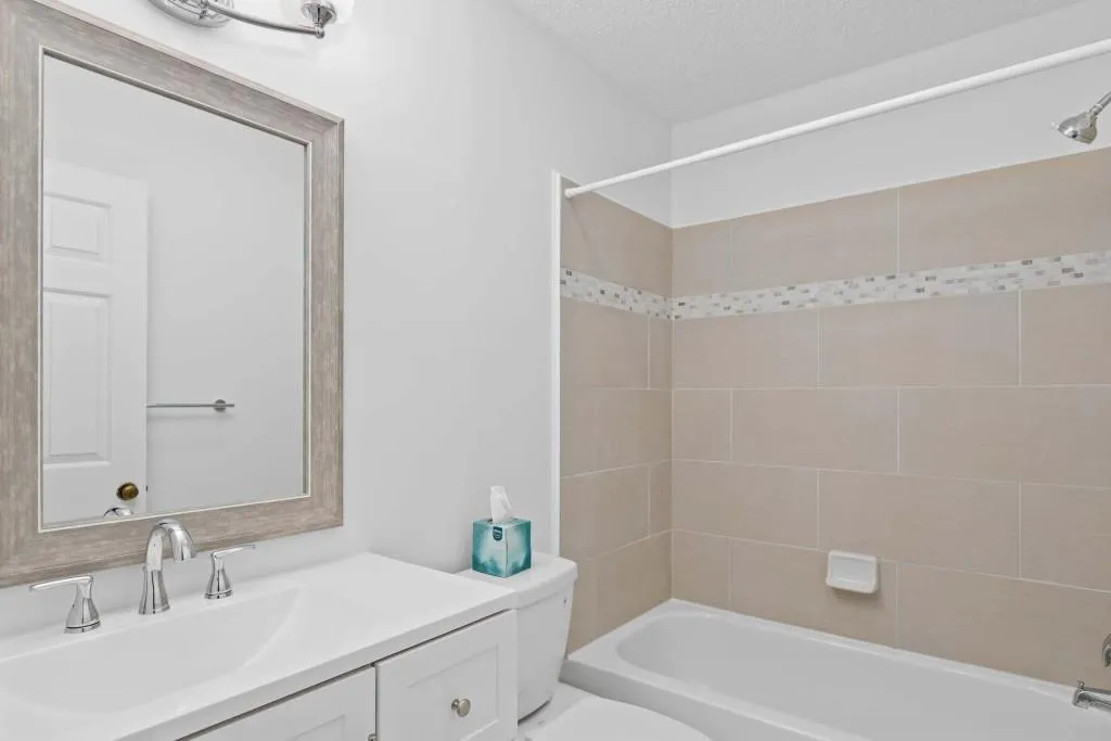 109 Bainbridge Drive, Sandy Springs, Georgia 30327, 2 Bedrooms Bedrooms, ,2 BathroomsBathrooms,Residential,For Sale,109 Bainbridge Drive,7618268